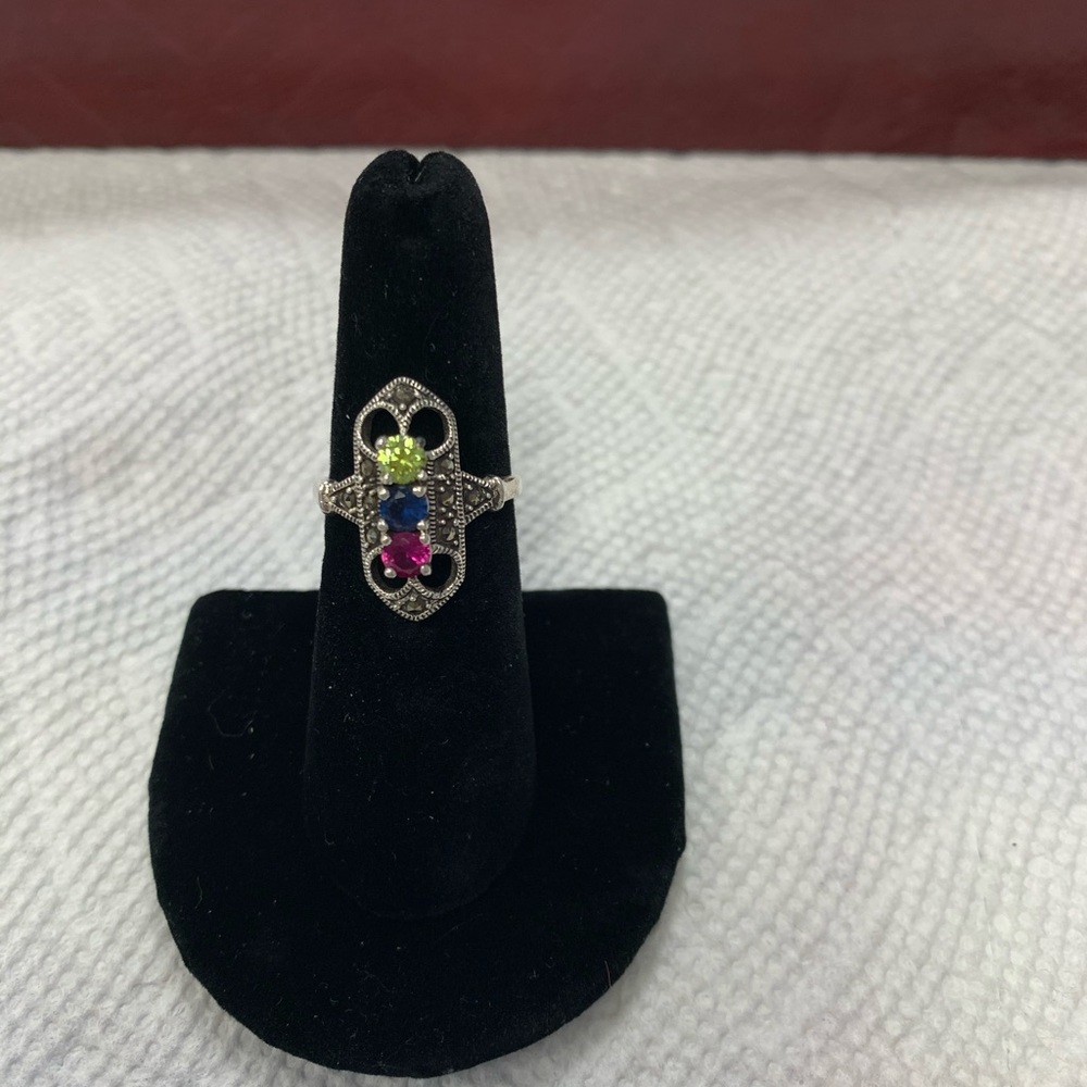 Ladies sterling 925 ring with 3 stones
